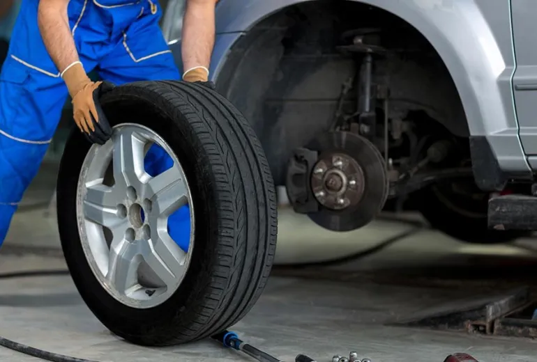 DỊCH VỤ LỐP VÀ THẮNG